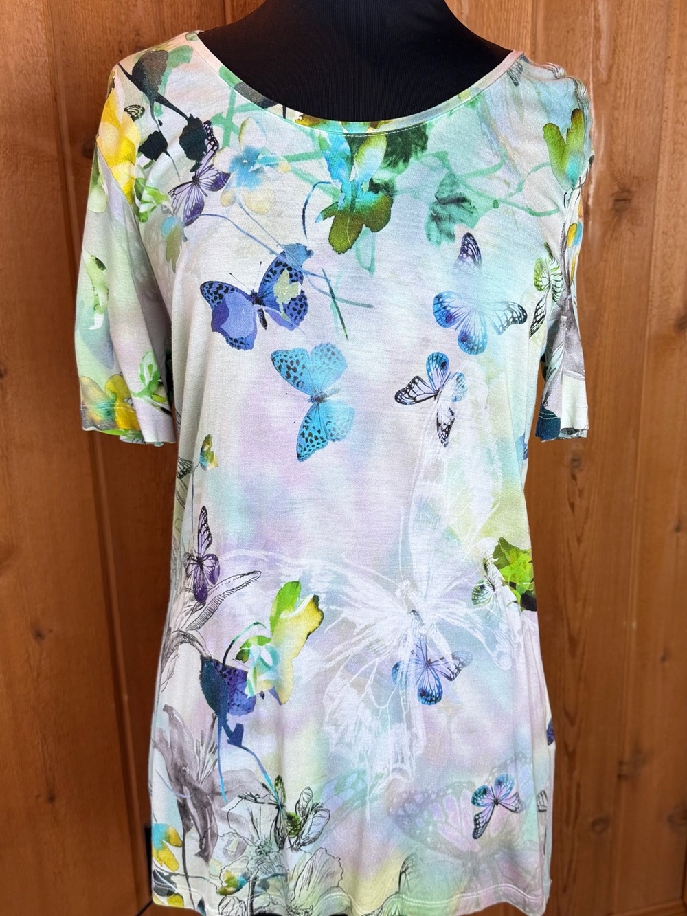 Women's Pastel Butterfly Short Sleeve Tee -  White, Blue & Green